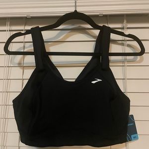 NWT Brooks Fiona Sports Bra, 40C